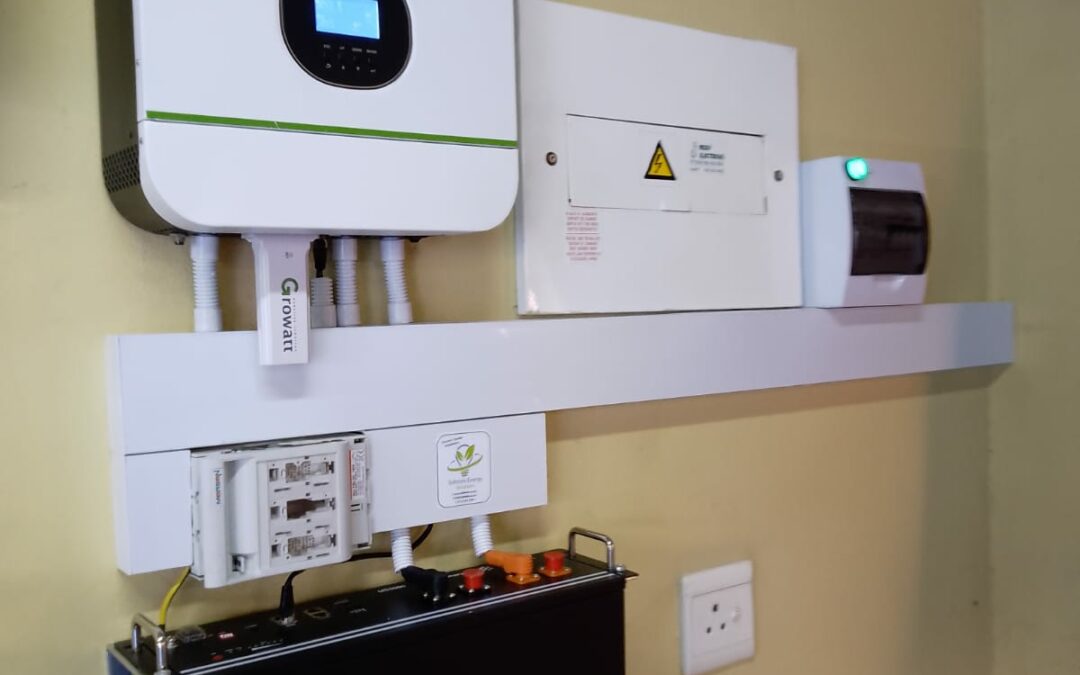 5kVa Inverter, 1 x 5.12kWh Battery
